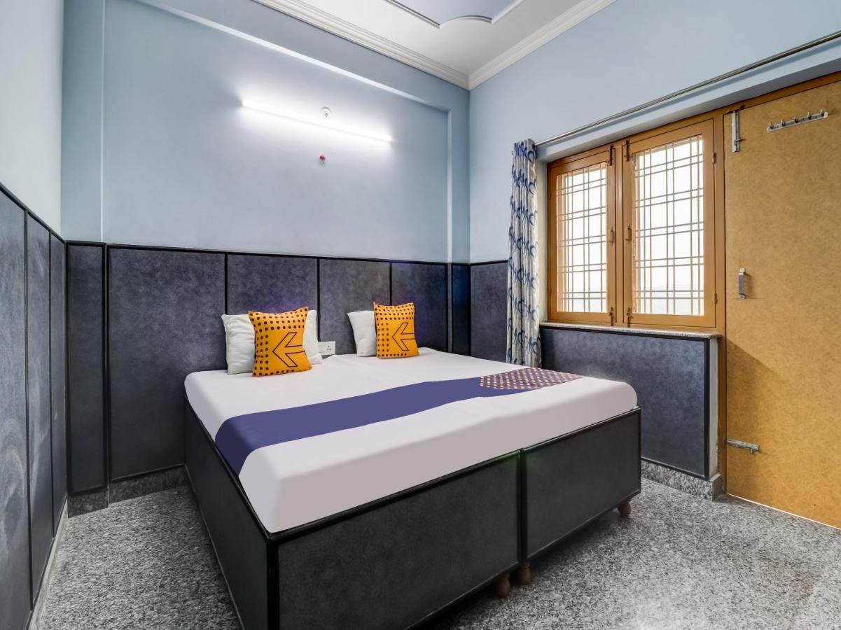 Spot On 82236 Aryan Home Stay Jhajra ภายนอก รูปภาพ